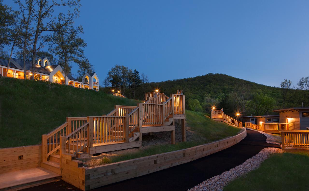 ווינסבורו Iris Inn & Cabins מראה חיצוני תמונה